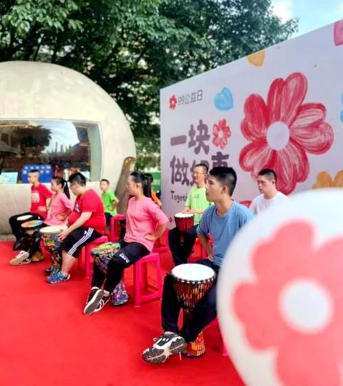 1712740215493264.png image.png